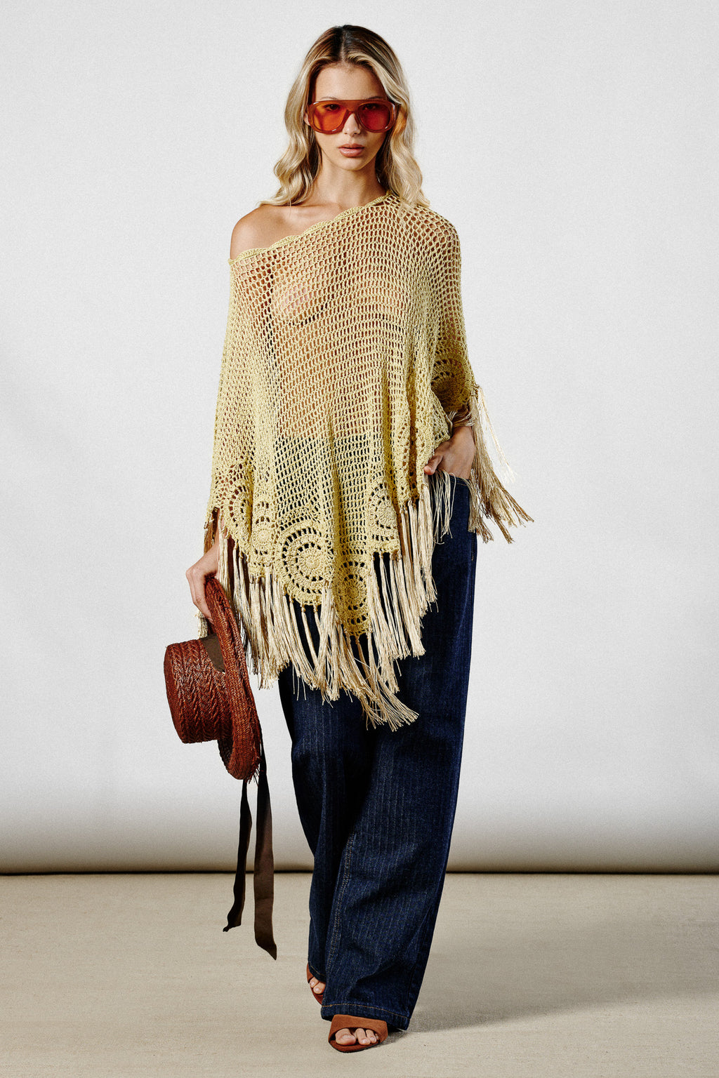 MIA PONCHO