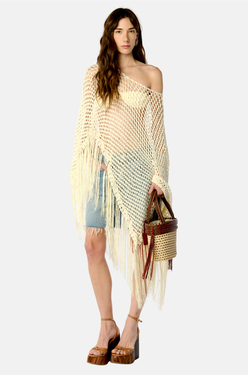 ESTELLA PONCHO